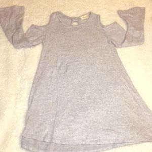 a gray long sleeve tee with open shoulders